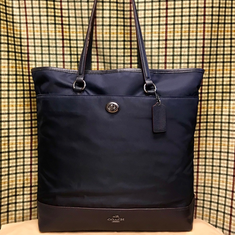 NWOT COACH NYLON/LEATHER TOTE/TRAVEL/SHOPPER BAG